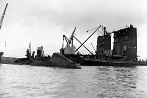 Seamen: The raised SMS Moltke, 1927