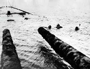 Seamen: Raising of the SMS Hindenburg in Scapa Flow, 1930