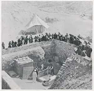 Tutankhamen: Raising Treasure