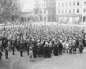 Viewer: Rally in Prague, around 1934