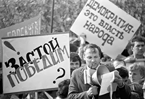 Demonstrators: Rally in support of democracy in Irkutsk, 1988
