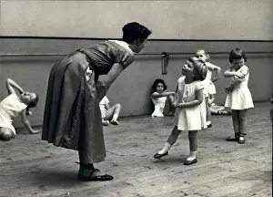 Rambert: Rambert dance class