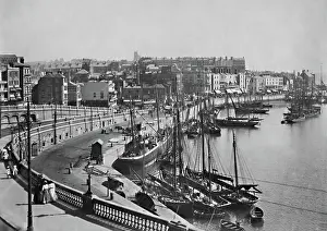 Tomson: Ramsgate, Kent - Habour scene with boats