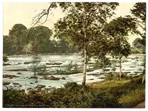 Shannon: Rapids on the Shannon. County Limerick, Ireland