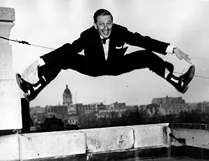 Scarecrow: Ray Bolger