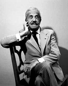Raymond Loewy - Industrial Designer