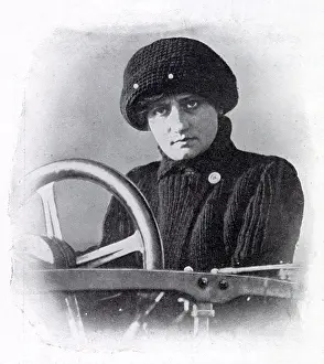 Elise: Raymonde de Laroche