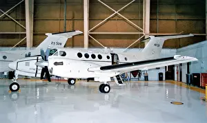 Huron: Raytheon Beech C-12V Huron 94-0317
