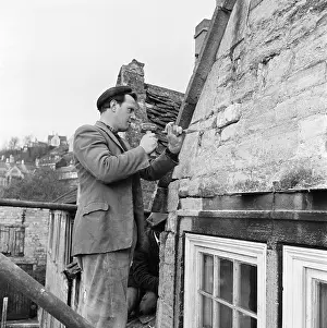 Stonemason: Re-Pointing A Gable