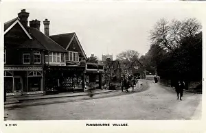 Pangbourne: Reading Road, Pangbourne, Berkshire