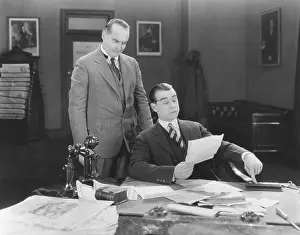 Brainstorming: Reading over his shoulder