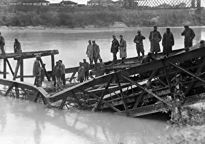 Rebuild: Rebuilding a bridge, 1918