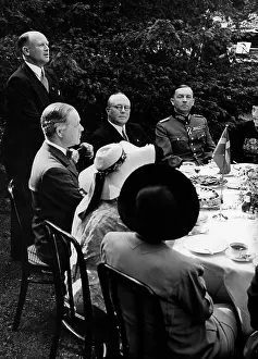 Cakes: Reception of the German-Swedish Association, 1941