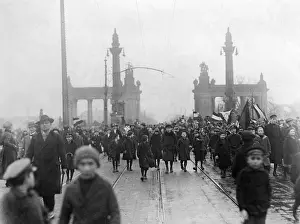 Accompany: Reception of returning soldiers in Berlin, 1918