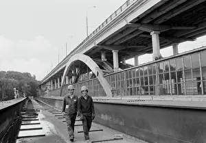 Moskva: Reconstruction of Metro bridge in Moscow, 1986