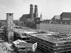 Urbanization: Reconstruction in Munich 1954