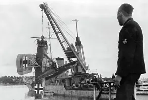 Lifts: Recovery of a Henschel He 126, 1941