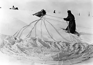 Theodor: Recovery of a provision bomb, 1942