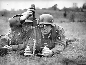 Granatwerfer: Recruit training at the grenade launcher