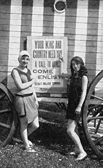 Beattie: Recruiting on the beach at Southsea, WW1