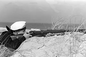 Anchored: Recruiting of the Kriegsmarine during a gunnery exercise