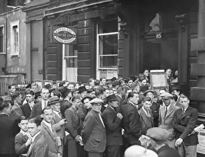 Recruit: Recruitment office in London, 1940