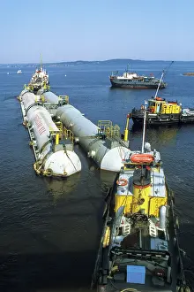 Tobolsk: Rectification columns for Tobolsk Petrochemical