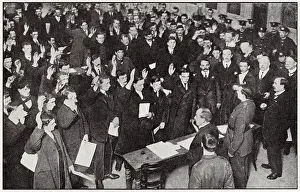Recruiting: Recuits being sworn in - WWI
