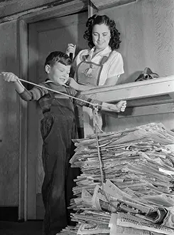 Recycle: Recycle - conservation - WWII - war effort