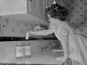 Toil: Recycle - conservation - WWII - war effort