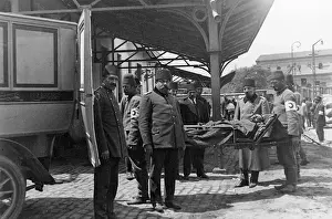 Ottomans: The Red Crescent in Istanbul, 1915
