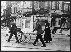 Helpers: RED CROSS/BERLIN 1919