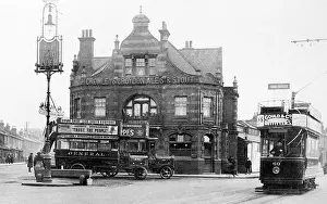 Croyden: The Red Deer Pub, Croydon