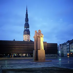 Riflemen: Red Latvian Riflemen Square in Riga, 1982