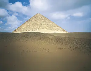 Misr: Red Pyramid. 26th c. BC. EGYPT. CAIRO. Dahshur