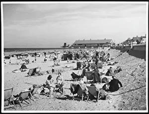 Deckchairs: REDCAR BEACH 1950S