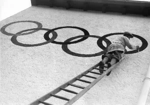 Immediately: Refreshing of the Olympic Rings in Garmisch-Partenkirchen
