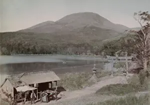 Hakone: Refreshment stall on the shore of Hakone Lake, Japan