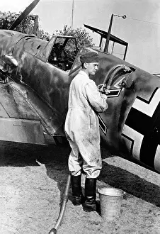 Refueling: Refueling of a German fighter aircraft, 1940