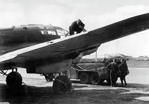 Tanker: Refueling of a Heinkel He 111, May 1940