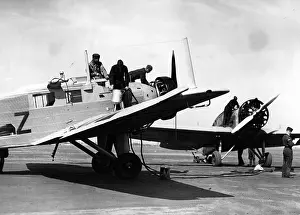 Refuel: Refueling of Luftwaffe school engines, 1935