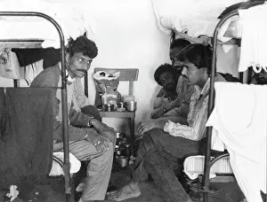Bunk: Refugee camp Traiskirchen