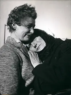 Magdalena: Refugees