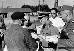 Reichsfuehrer: Refugees returns from Alsace-Lorraine, 1940