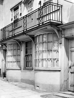 Railed: REGENCY BUILDING