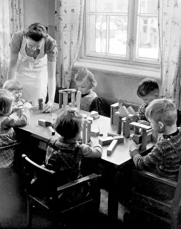 Freitag: Third Reich - NSV kindergarten