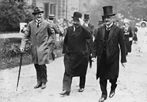 Berlins: Reich President Friedrich Ebert (center) attended