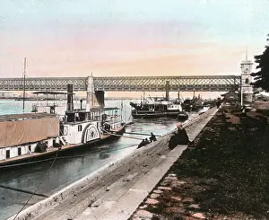Pylons: The Reichsbruecke (Empire Bridge)