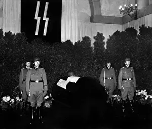 Reichsfuhrer: Reinhard Heydrich