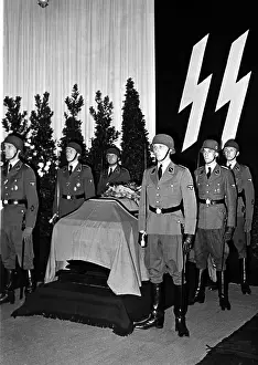 Reichsfuhrer: Reinhard Heydrich
